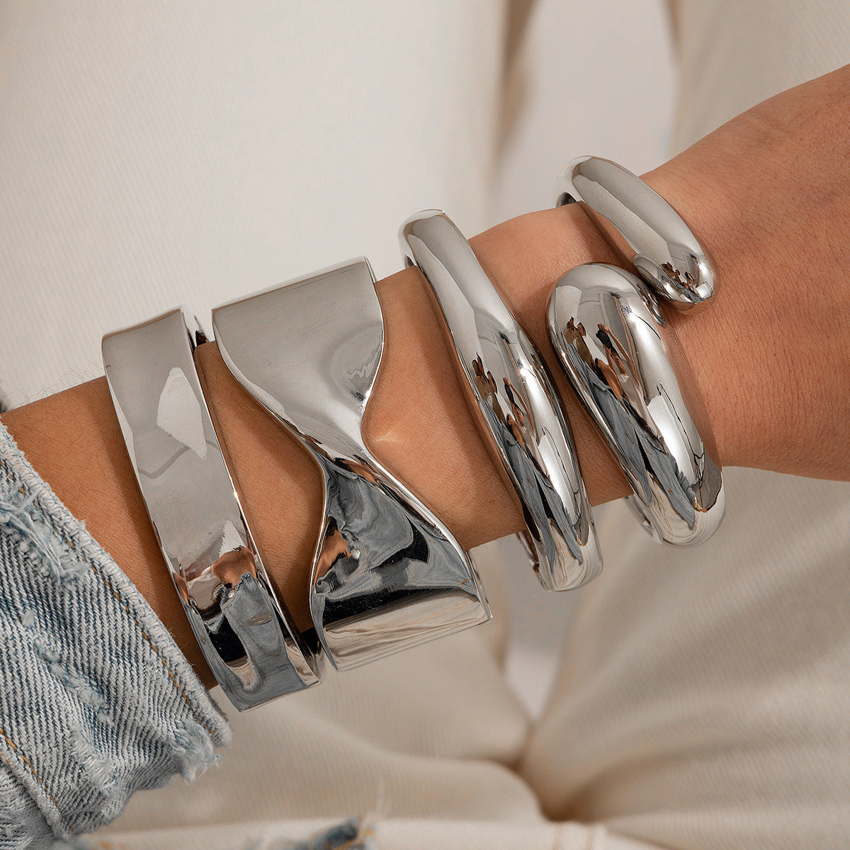 Exaggerated Glossy Square Notched Irregular Bracelet