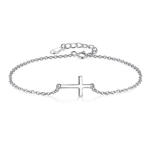 ucky Eye Love Heart Charm Bracelet: Sterling Silver with Blue Clover