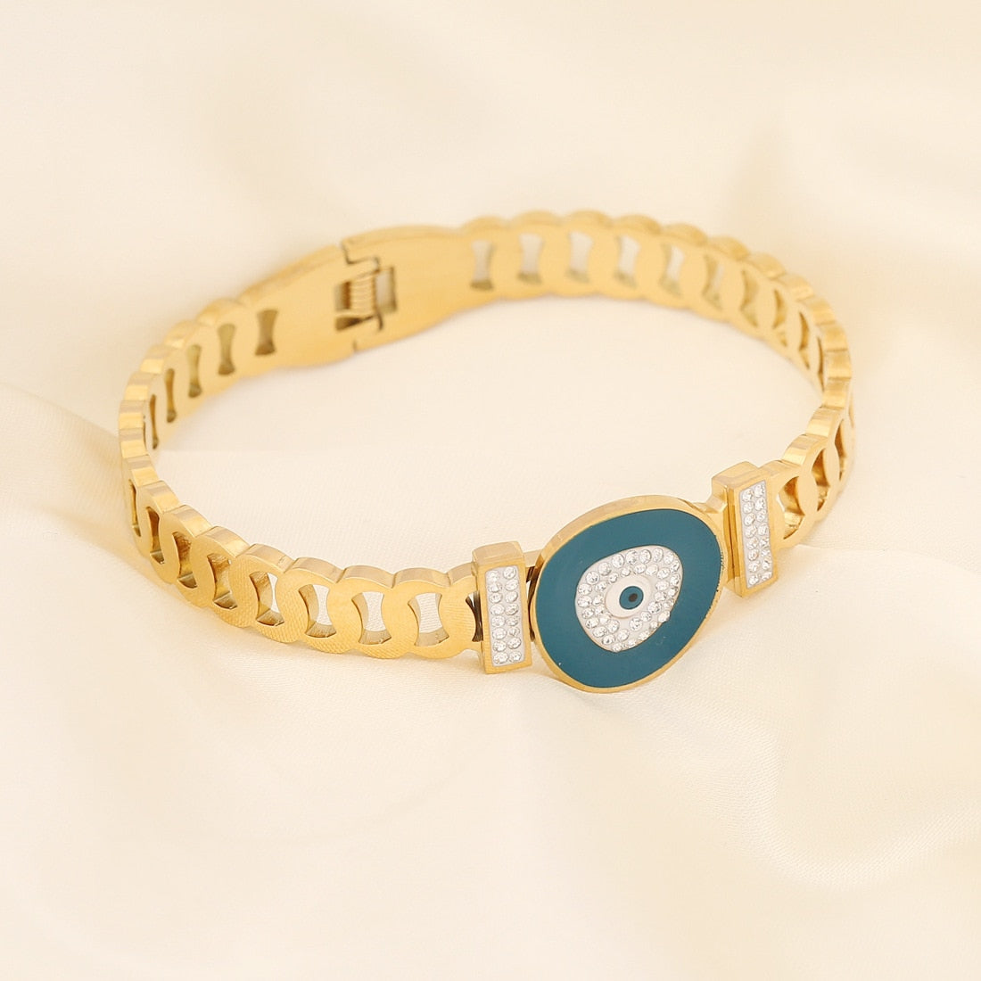 Love Heart Eye Bangle: Fashionable Stainless Steel Bracelet for Women