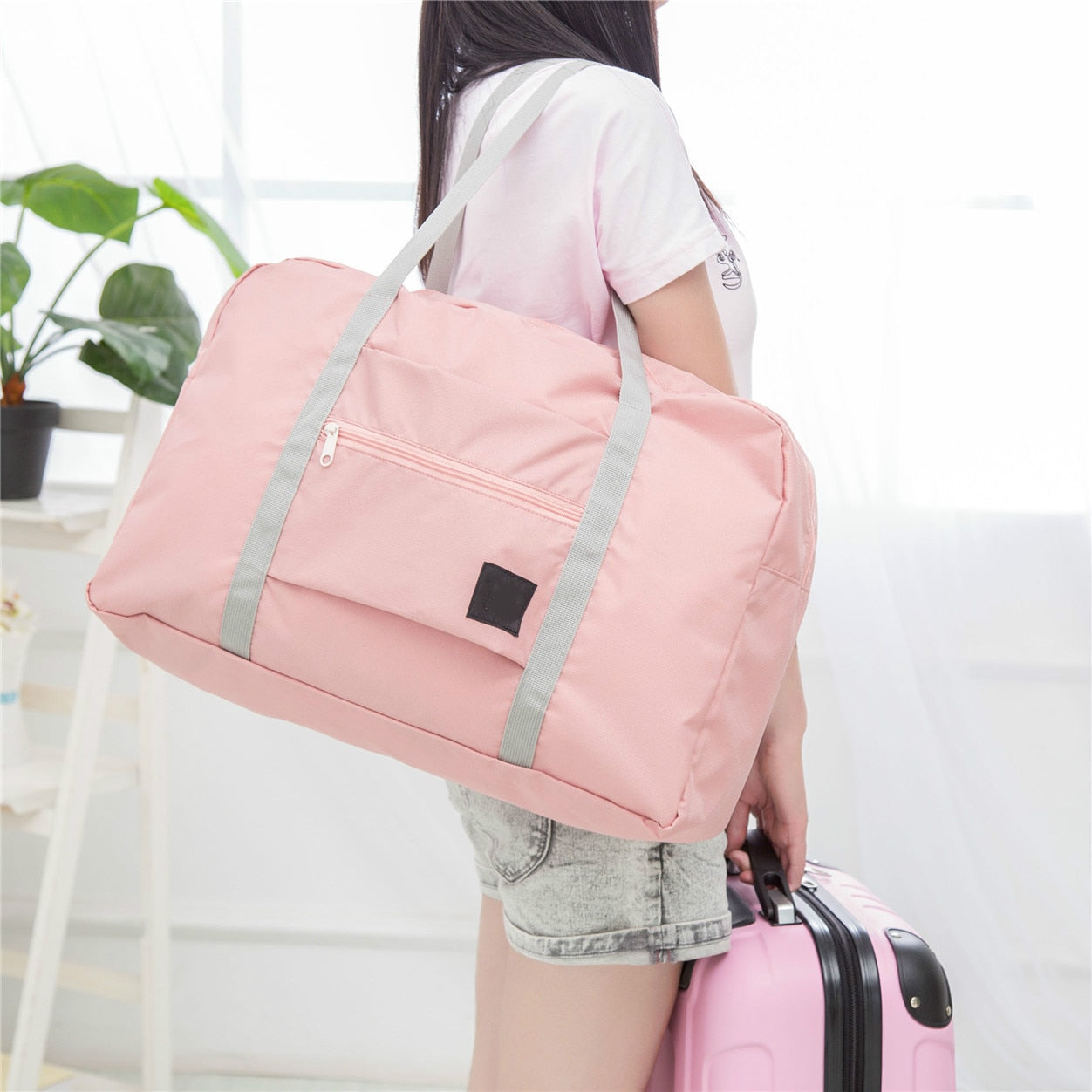 Compact Travel Bag: Waterproof, Versatile, Large Capacity