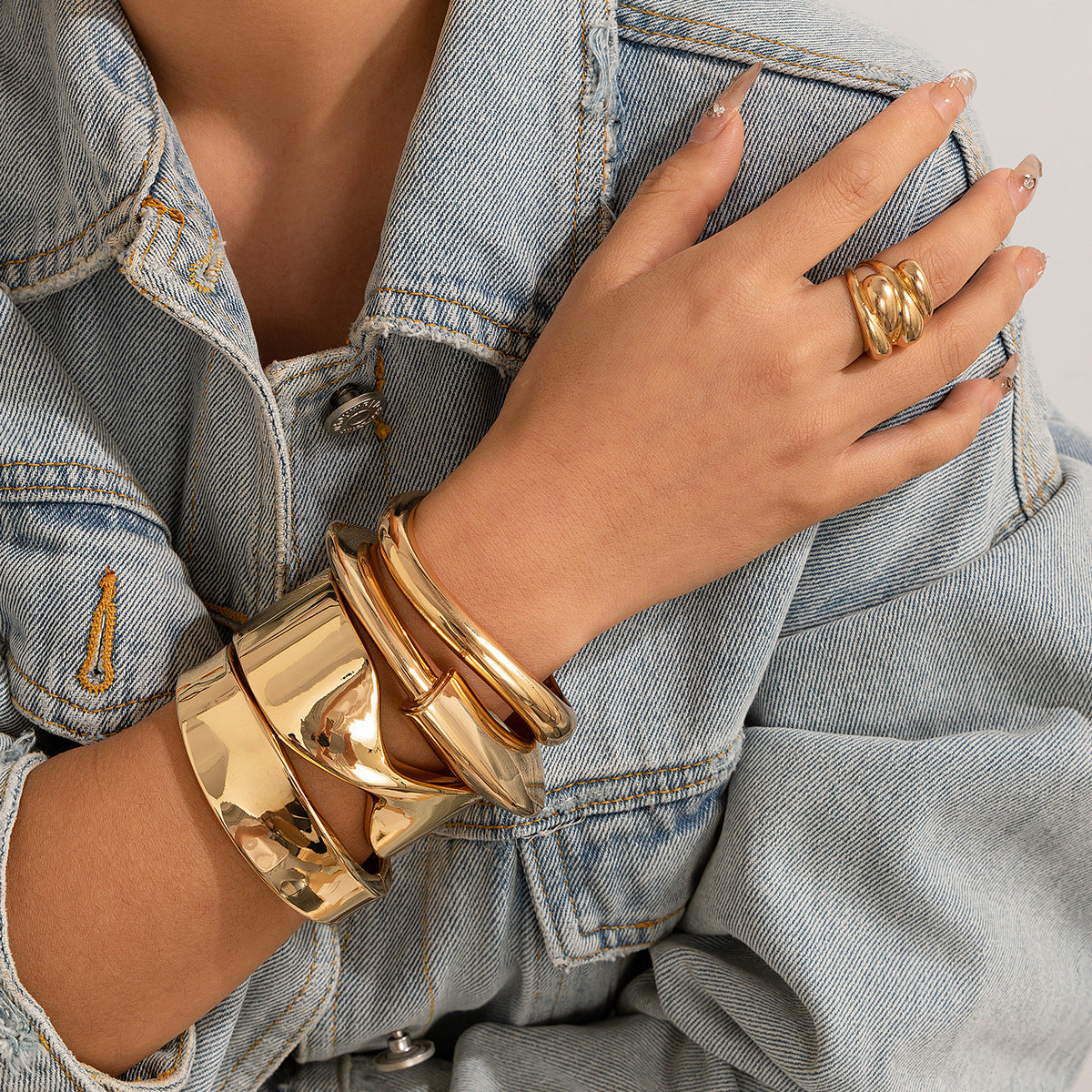 Exaggerated Glossy Square Notched Irregular Bracelet