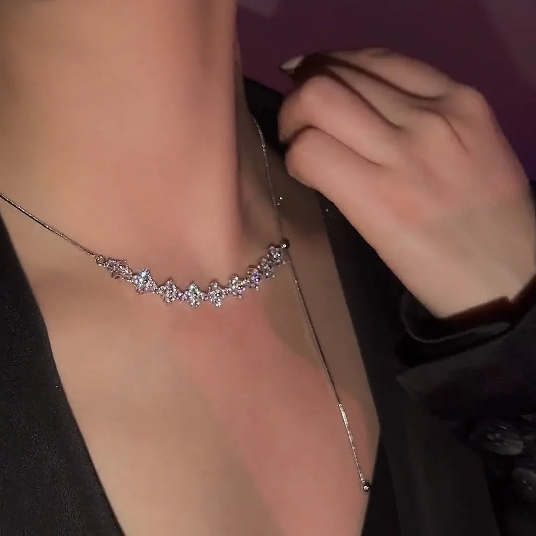 Micro-set Zircon Four-leaf Zircon Necklace