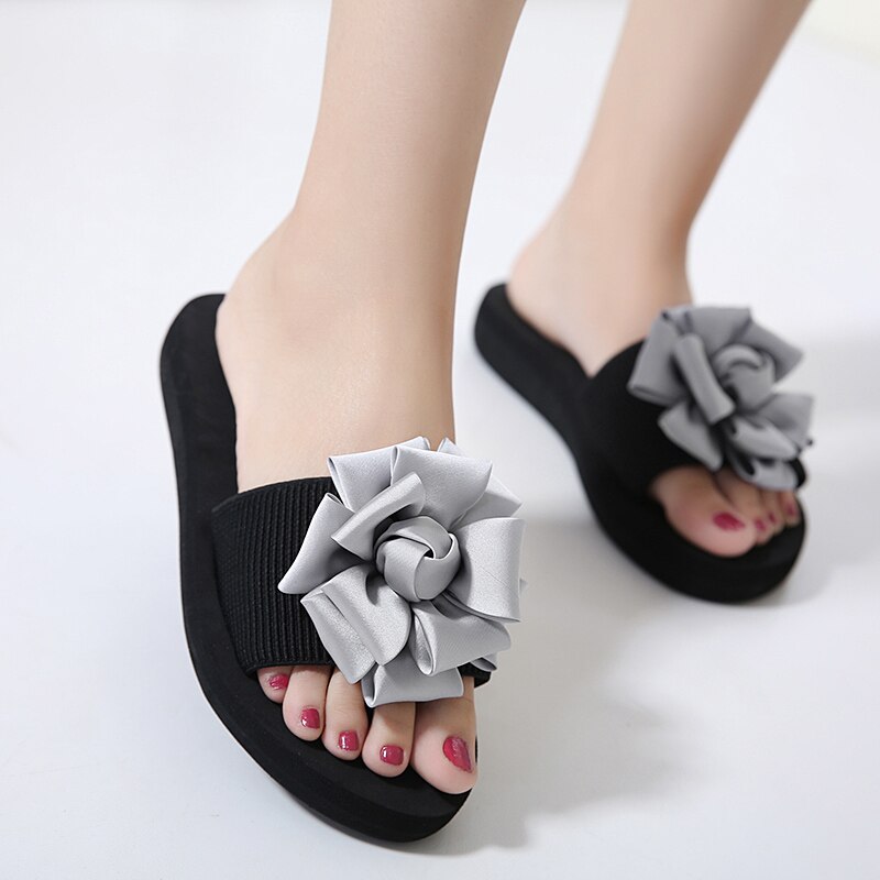 European luxury brand woman flipflops camellia design woman slippers gray pink blue ladies sweet sandals  beach sandals shoe