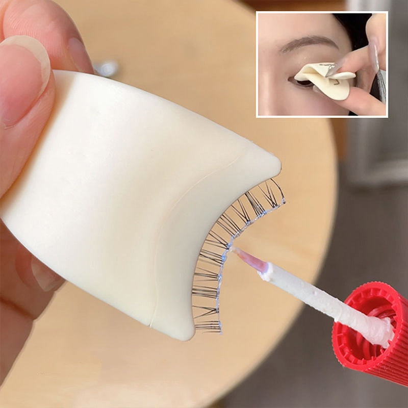Effortless False Eyelash Application Kit