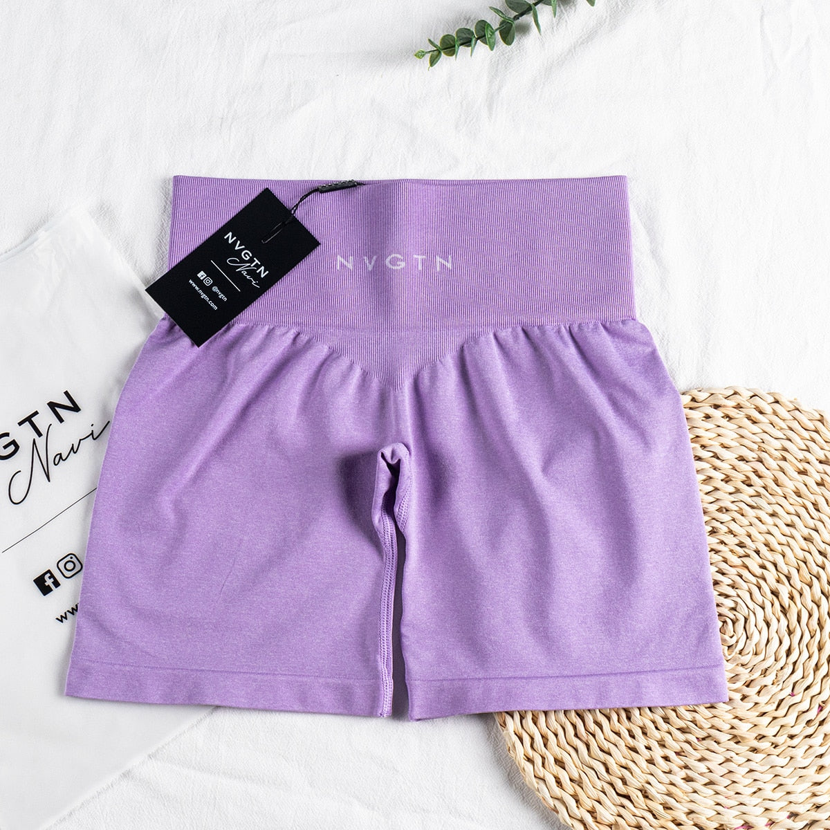 Seamless Pro Women's Shorts for Summer Workouts and Fitness"