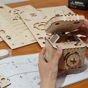 Engaging 3D Wooden Puzzle: Craft Your Own Treasure Box – Perfect Gift for All Ages